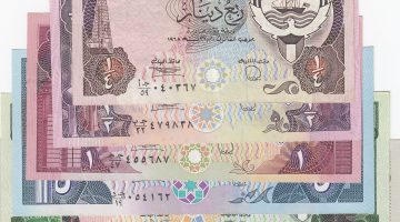 “الكويتي على كام” سعر الدينار الكويتي اليوم الجمعة 18 اكتوبر 2024 في البنوك المصرية والسوق السوداء